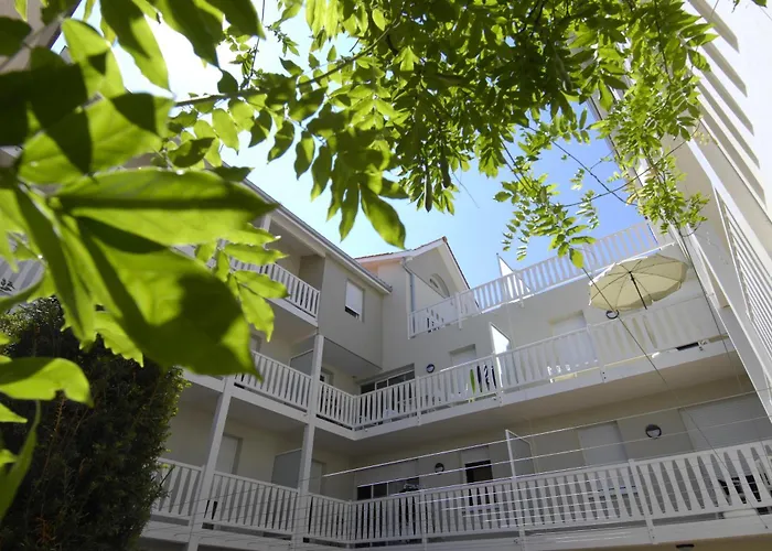 Aparthotel Lagrange - D'este