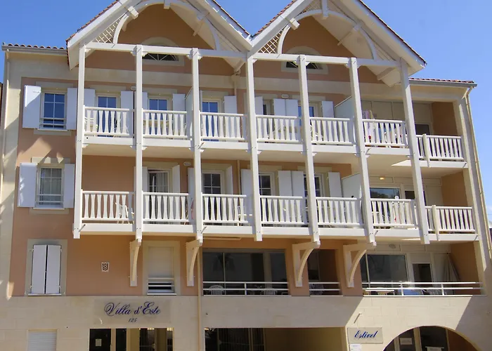 Lägenhetshotell Lagrange - D'este 3*